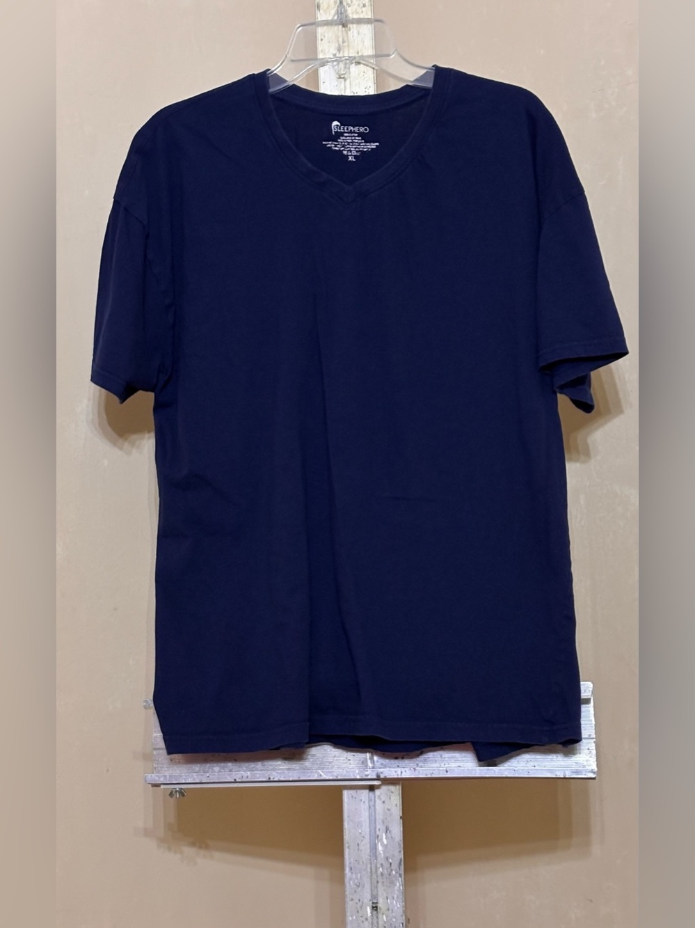 Men’s SleepHero Navy V-Neck T-Shirt Sz XL